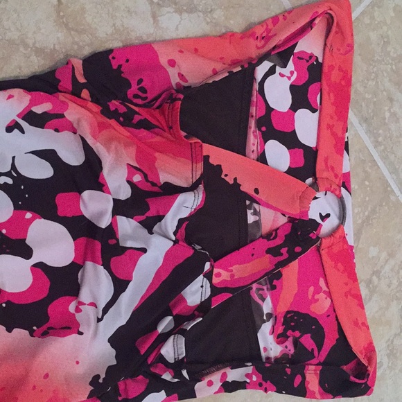 Top - Picture 2 of 2